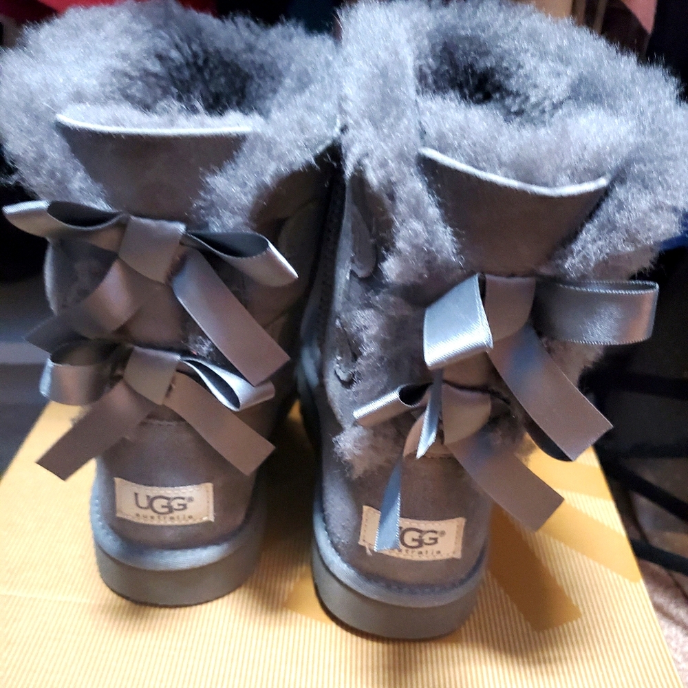 SOLD. Size 4 girls' Uggs boots